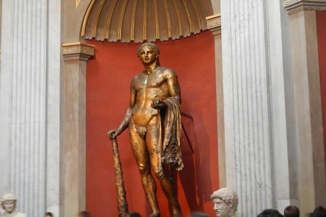 Private Vatican Museum Tour - St. Peter’s Square Finish: Turn Waiting Into Sightseeing