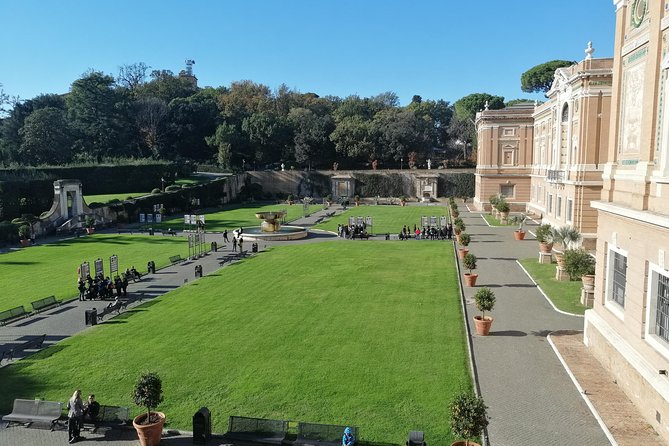 Private Vatican Museums and St. Peter's Basilica Early Bird Tour - Logistics you should plan for: dress, walking, closures