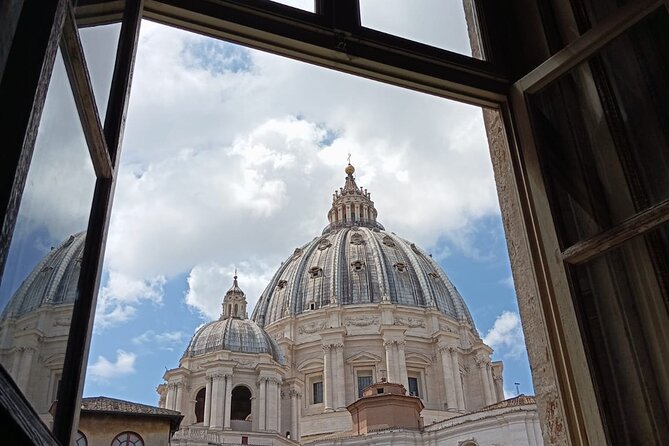 Private Vatican Museums, Sistine Chapel Highlights Tour - Vatican Museums Stop: Pio-Clementine, Tapestries, and Maps