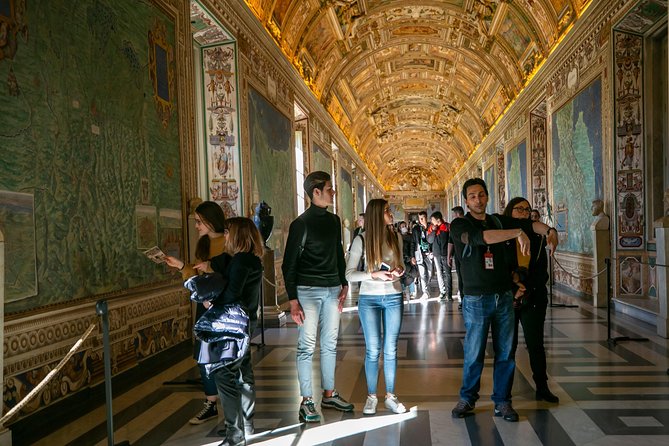 Private Vatican Tour with Sistine Chapel & Basilca Fast Access - Private Vatican Access: Why This Feels Worth It