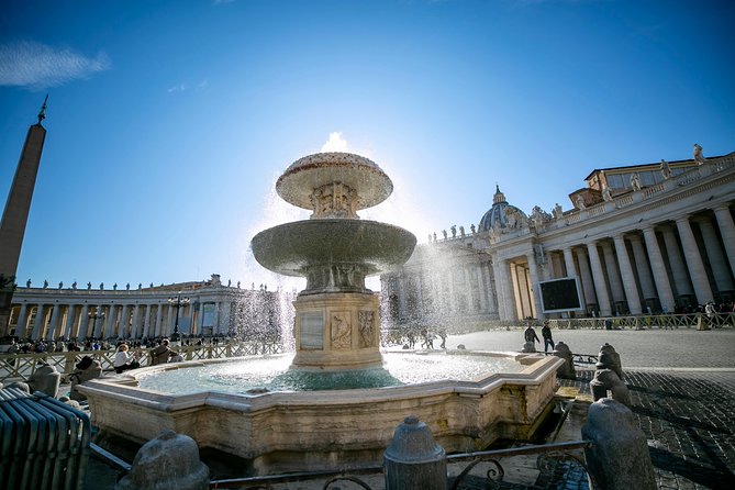 Private Vatican Tour with Sistine Chapel, Fast-Access Tickets - St. Peter’s Square Finish: Pope’s Palace Views and Swiss Guards