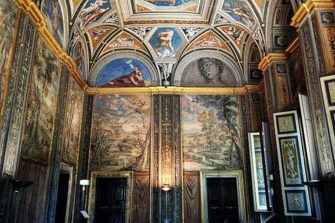 Private Villa Farnesina Experience: The Best of Renaissance Tour - Price and value: is $178.98 per person worth it?
