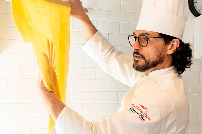 Professional Lab Pasta Experience - Sauces and the Weekday Twist: Carbonara and Cacio e Pepe