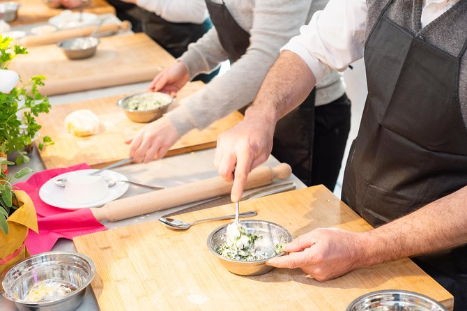 Professional Lab Pasta Experience - The Meal Plan: Prosecco, Ham, Wine, and Express Tiramisu