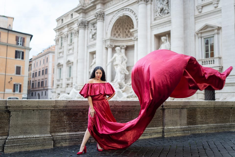 Professional Photoshoot in the Eternal City Rome - How the Photographer Gets Natural Emotion (Not Stiff Posing)