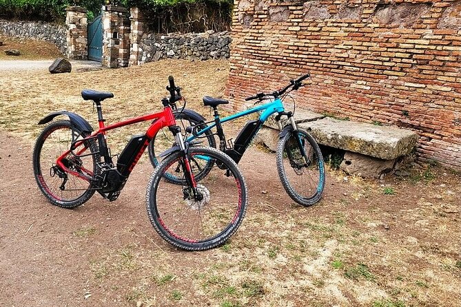 Quality E-Bike Rental in Rome - Appian Way and the Aqueduct Park: When the E-Mountain Makes Sense