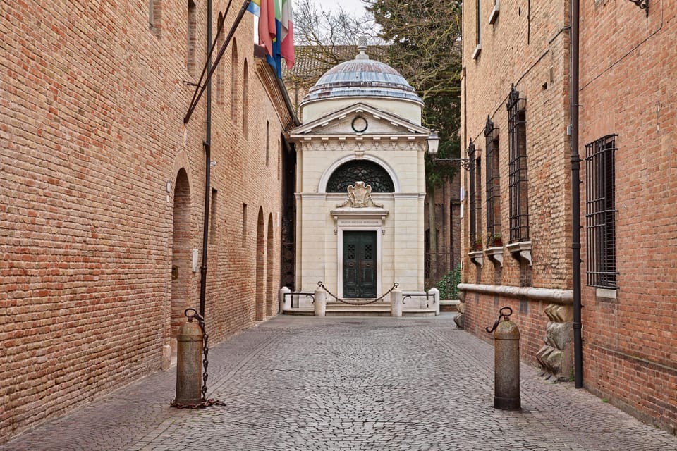 Ravenna: Private City Top Sights and Monuments Walking Tour - Ravenna’s Roman-to-Byzantine story makes the mosaics click