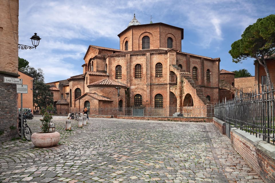 Ravenna: Private City Top Sights and Monuments Walking Tour - Mausoleum of Galla Placidia: a compact stop with big impact