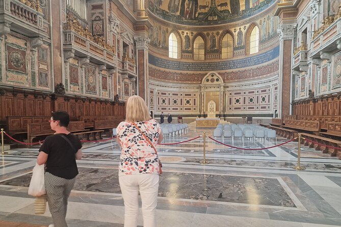 Relics from Passion of the Christ Tour in Rome - Piazza Santa Maria Maggiore: where the tour starts and how to set expectations