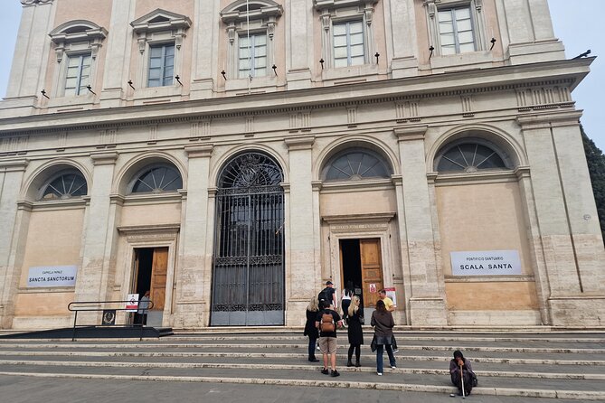 Relics from Passion of the Christ Tour in Rome - Stop 2: Santa Prassede’s mosaics and the scourging pillar