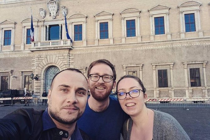 Renaissance Scarlet Ladies Tour: Caravaggio's and Borgia's Women - Stop 5: Via dei Coronari and buildings tied to courtesan life