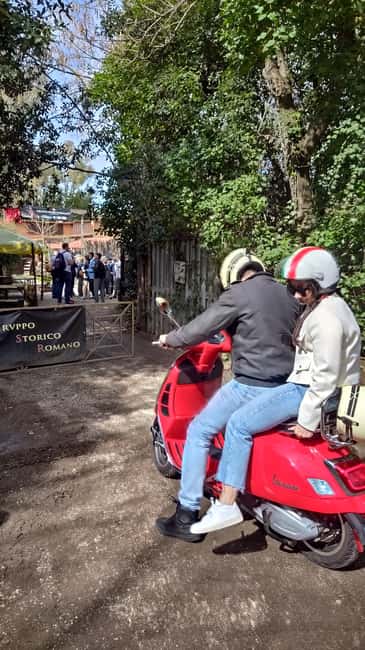 RENTA A VESPA - Your Rome day: photo stop, guided tour, and a 3-hour scooter ride