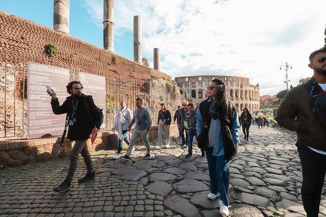 Roma: Colosseum, Forum, and Palatine Hill Local Guided Tour - Key things I’d book for
