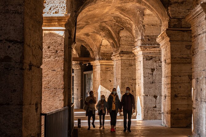 Roma: Colosseum, Forum, and Palatine Hill Local Guided Tour - Palatine Hill: Where Rome Began, With Views Over the Forum