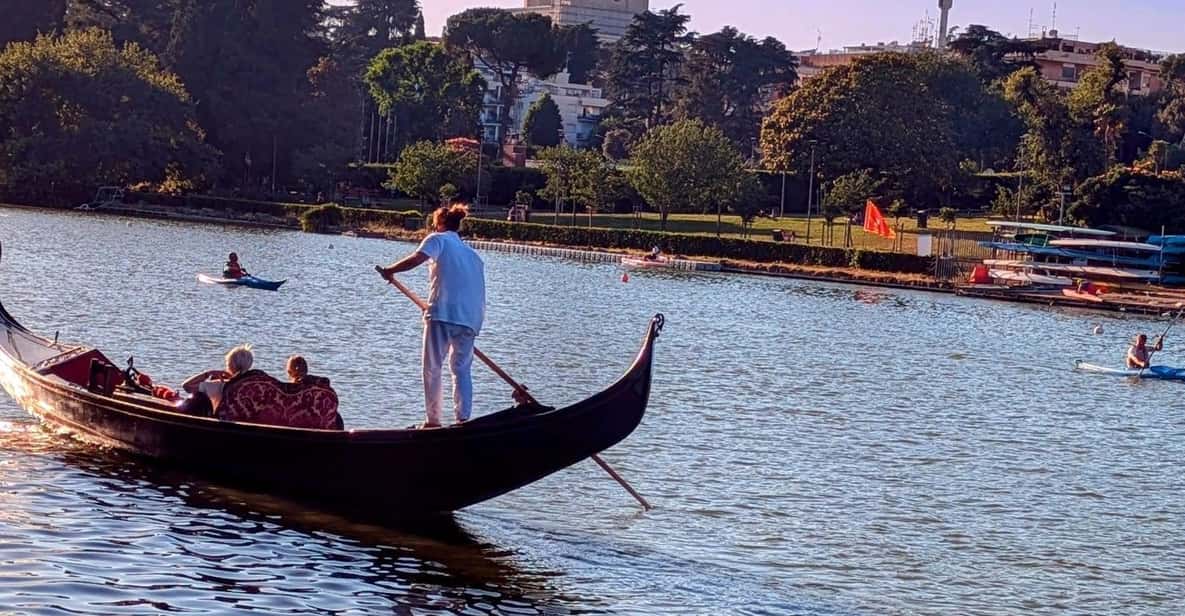 Roma: The one and only Roma Gondola tours on the lake! - Meeting logistics that keep the ride stress low