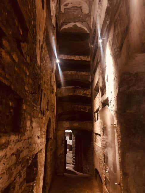 Roman Catacombs Guided Tour with Transfer - Which catacombs will you see: San Calixtus, Domitilla, or San Sebastiano