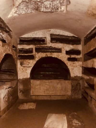 Roman Catacombs Guided Tour with Transfer - Getting there: the minivan ride that actually feels easy