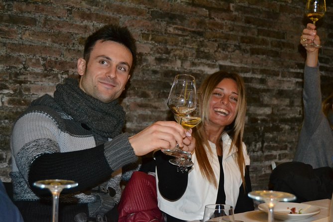 Roman countryside Food & Wine Tasting in a medieval winery - Piazza del Popolo Meet-Up to Lazio Hills: the Van Day Begins