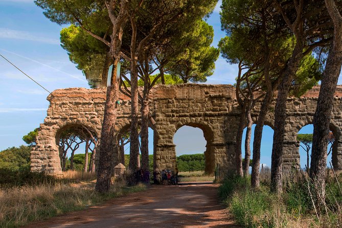 Roman Countryside Walk: Catacombs, Aqueducts and Appian Way - How the morning Appian Way walk feels different