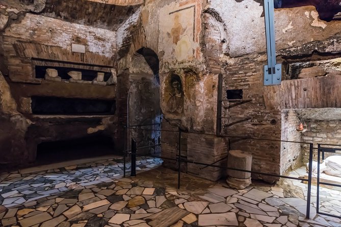 Roman Countryside Walk: Catacombs, Aqueducts and Appian Way - Walking Via Appia Antica: the Queen of Roads in real life