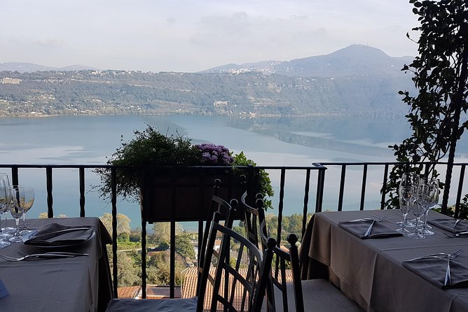 Roman Countryside: Wine and Food Tasting, Semi-Private Day Tour - Getting Out of Central Rome Without Losing Your Day