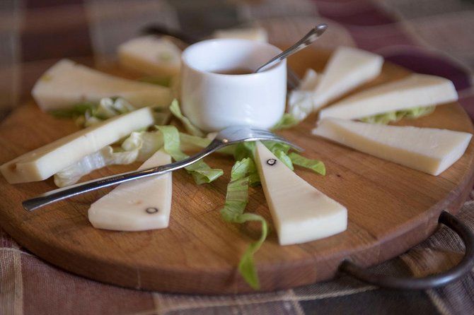 Roman Food Experience Semi - Private Tour - Jewish Ghetto: how Roman food kept its roots
