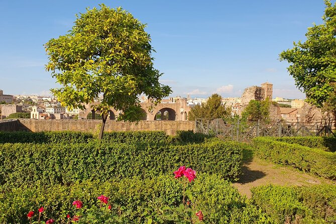 Roman Forum and Palatine Hill Access - Meeting point at Via del Colosseo and the TravelR pickup near the Colosseum