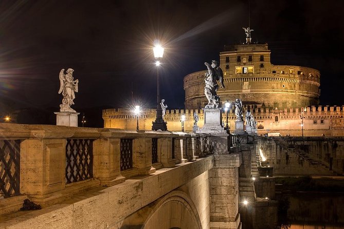 Roman Nightscape: Exclusive Private Night Tour with Driver - English commentary and guide style: what to expect from a driver-led tour