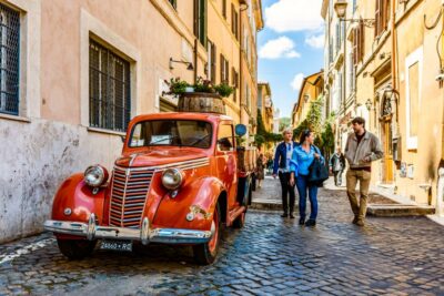 Rome: 2-Hour Private Walking Tour from Piazza Navona - Piazza Navona start: why that location is smart