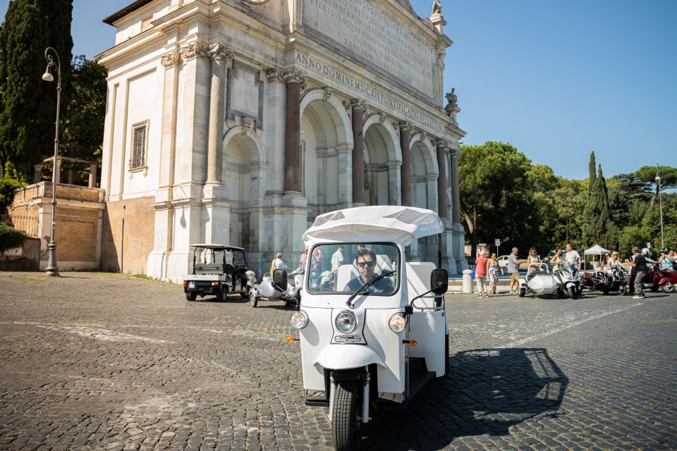 Rome: 2-Hour Vip Tuk-tuk tour with Hotel Pickup and Prosecco - Colosseum Area: Guided Time plus Scenic Drive Value