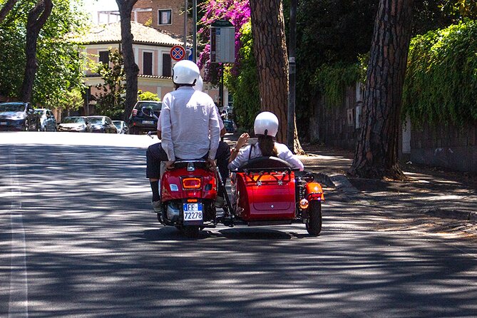 Rome 3 hours Vespa Sidecar Private Tour with Gelato - Why a Vespa Sidecar Works So Well for Rome