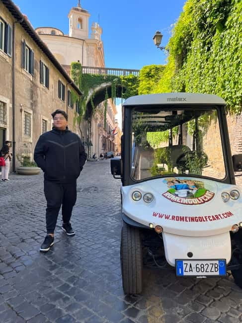 Rome: 4 hours Deluxe Golf cart Personalised Sightseeing tour - Meet point, hotel pickup, and the start of your afternoon