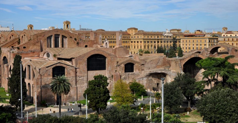 Rome: A Journey Back in Time to the Roman Era, Half Day Tour - Why this Roman-era route works better than the Colosseum rush