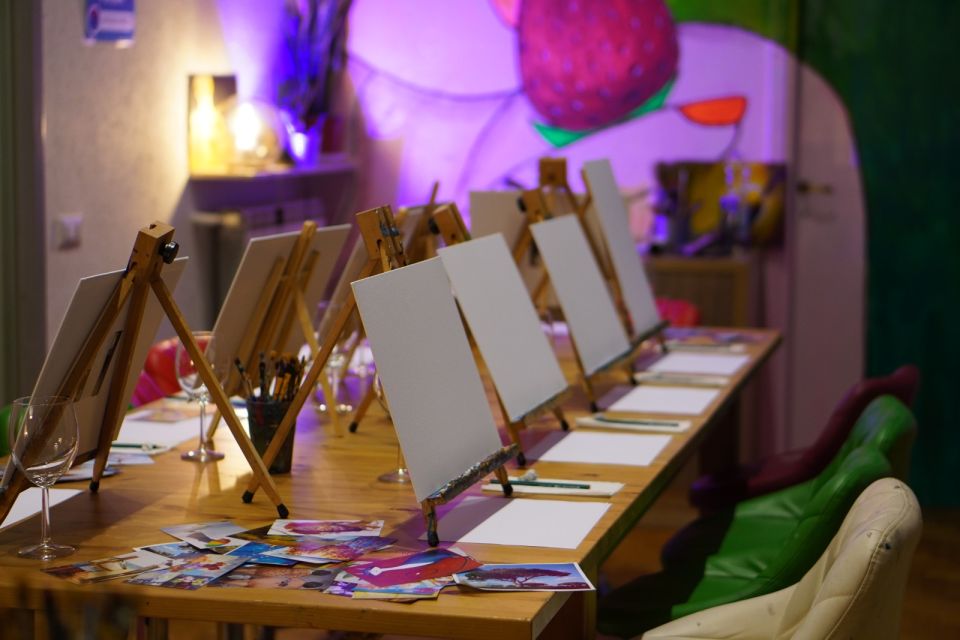 Rome: Afternoon Paint and Sip Experience in Piazza Navona - Beginner-Friendly Painting Tips That Actually Reduce Stress