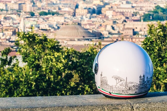 Rome Afternoon Sightseeing Vespa Sidecar Tour with Gourmet Gelato - Gelato in a Historic Alley: The Perfect Mid-Afternoon Reset