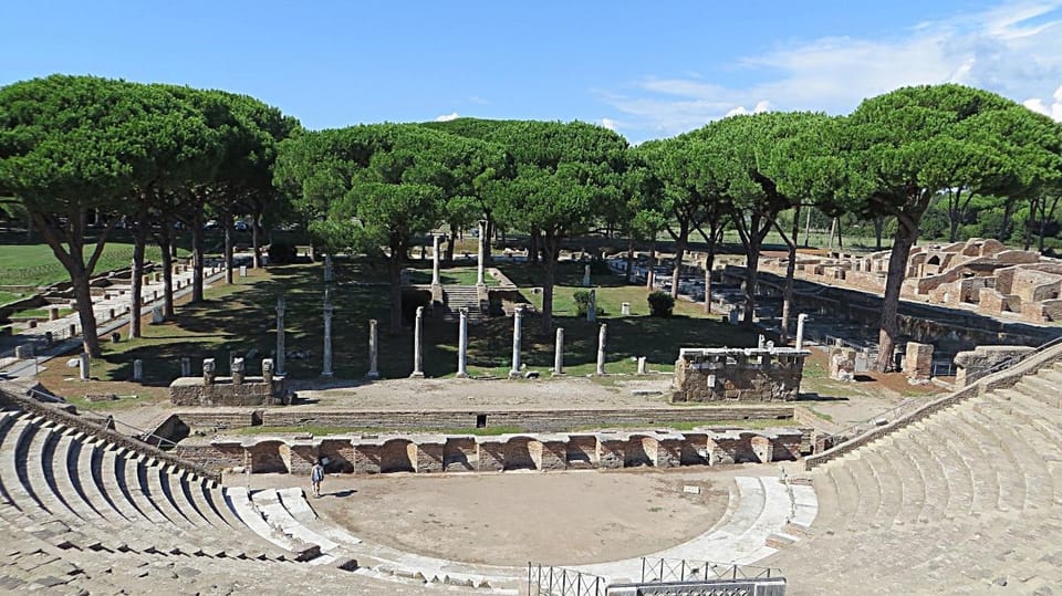Rome: Ancient Ostia, Archeology and History, Half Day Tour - Walking the Decumanus Maximus and learning Roman architecture at street level