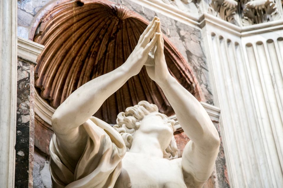 Rome: Angels and Demons Guided Tour - Church of Illumination: The Il Passetto Moment