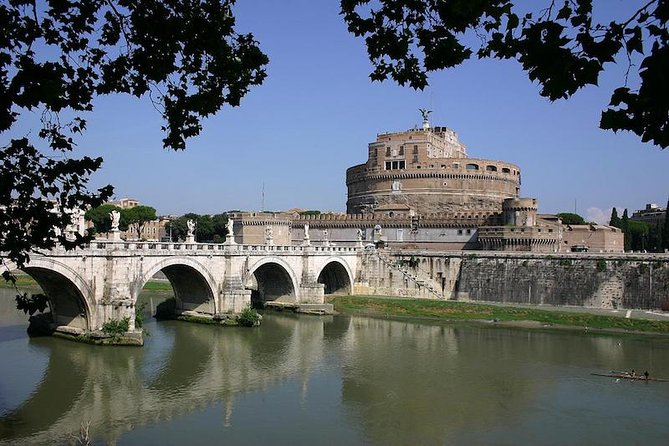 Rome: Angels and Demons Private Tour with Transfers - Piazza Navona and the Four Rivers: why Bernini’s details matter