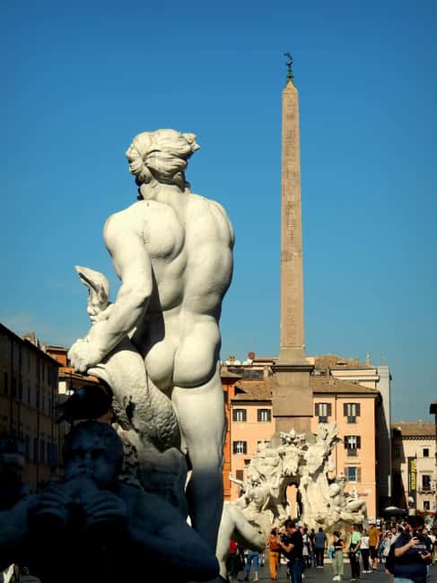 Rome: Angels and Demons, the illuminati path - Piazza Navona and the Four Rivers Fountain: baroque theater in daylight