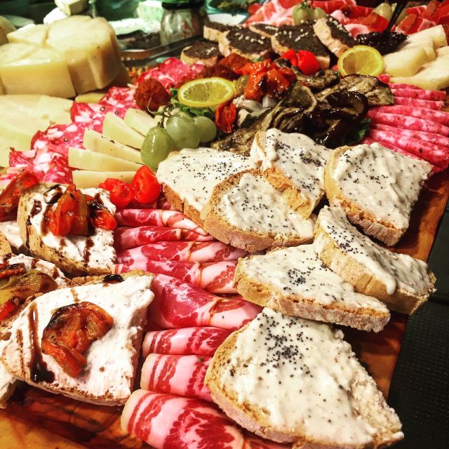 Rome: Aperitivo & Street Food Tour Delights - Piazza Navona: Wine and Regional Food in One of Rome’s Most Photogenic Squares