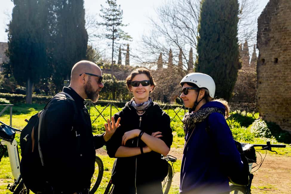 Rome: Appian Way Underground Catacombs Bike Tour with Lunch - Porta San Sebastiano and the Aurelian Walls: Rome’s defenses in one focused stretch