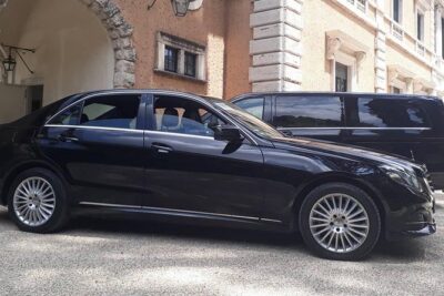 Rome Arrival Ease: Private Transfer from Airport to City Center - Meet your driver at Fiumicino: what “private” really means
