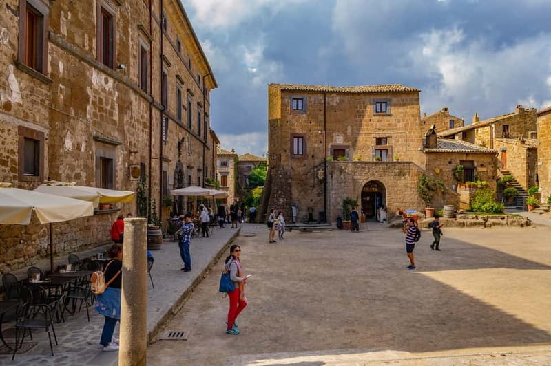 Rome: Assisi, Civita di Bagnoregio and Orvieto Day Tour - Orvieto on volcanic rock: cathedral, views, and free-time wine breaks