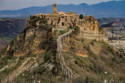 Rome: Assisi, Civita di Bagnoregio and Orvieto Day Tour - Assisi in one focused hour: St. Francis and the Basilica area