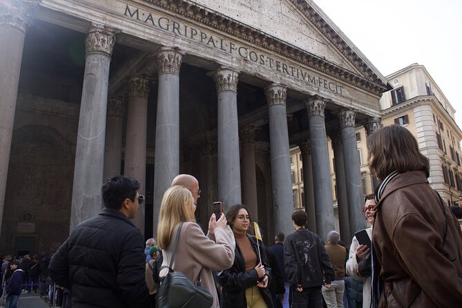 Rome at Night: Small Group Guided City Walking Tour - Meet at the Colosseum and Walk Into a Softer Side of Rome