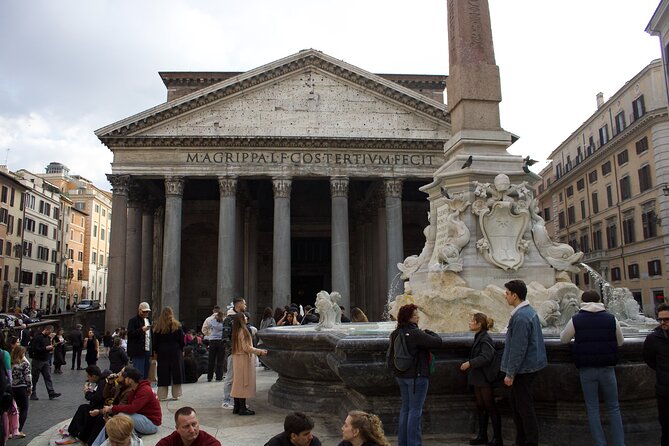 Rome at Night: Small Group Guided City Walking Tour - Piazza Venezia and Ancient Rome Connections: Altare della Patria at a Distance