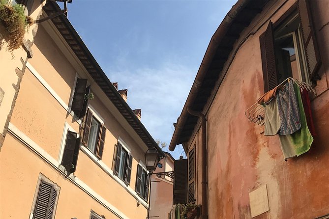 Rome at Sunrise Walking Tour: Pantheon Trevi Fountain & Breakfast - The Pantheon in the early morning: ticketed entry and real worship