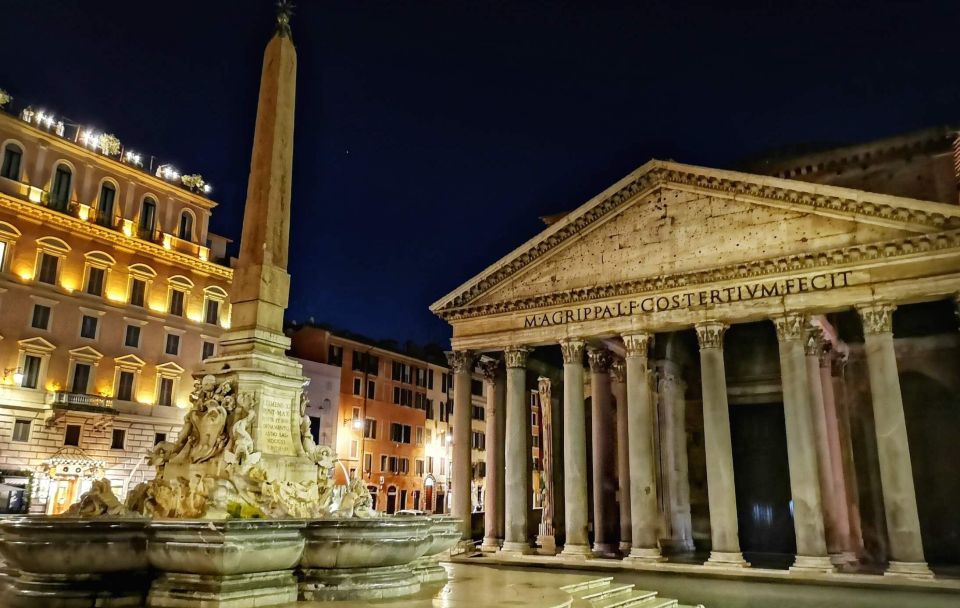 Rome at Twilight Tour Among the Piazzas and Fountains - Temple of Hadrian: a quick stop that adds context