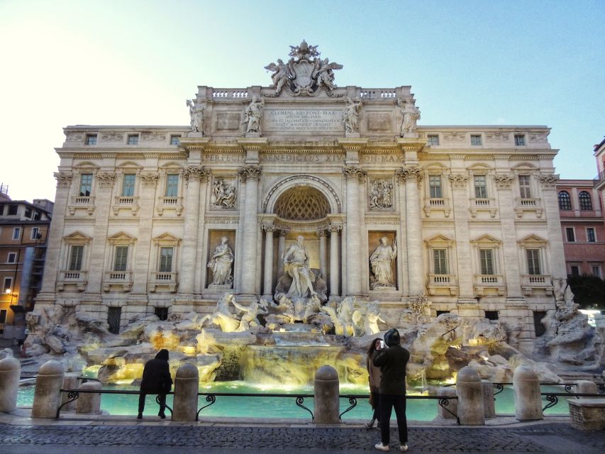 Rome at Twilight Tour Among the Piazzas and Fountains - Should you book this Rome at Twilight tour?