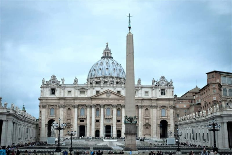 Rome: Audience Pope Leo XIV with guided tour - Where to stand for the pope’s path: why the guide’s placement matters